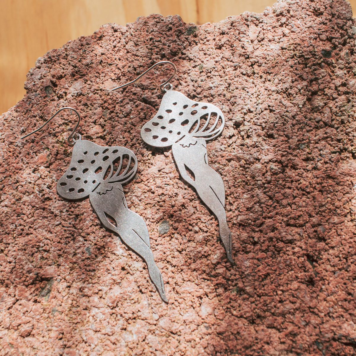 Aretes Hongos Magicos Plateados - Resilienzo